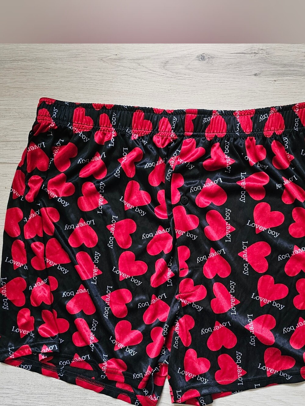 Accents by ISACO Men's Boxer Shorts XL NWOT Black Red Hearts Y2K Valentine’s